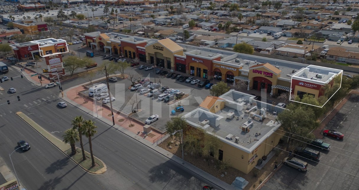 Red Rock Plaza